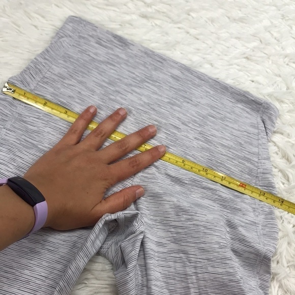 Lululemon Wunder Under Crop High-Rise *Roll Down Scallop Full-On Luxtreme 23" - Picture 3 of 7